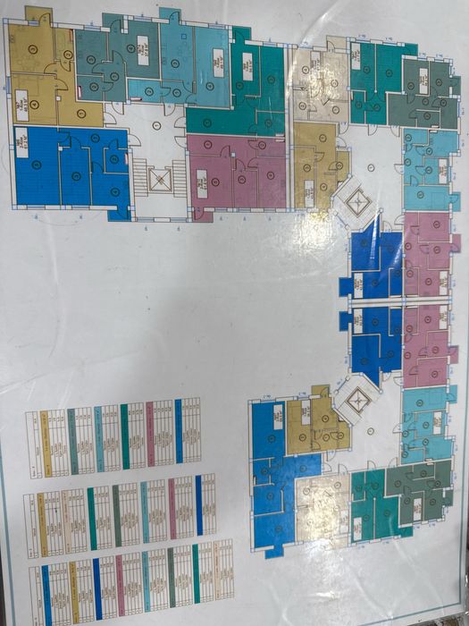 Uy sotiladi navastroyka art xaus qurgan