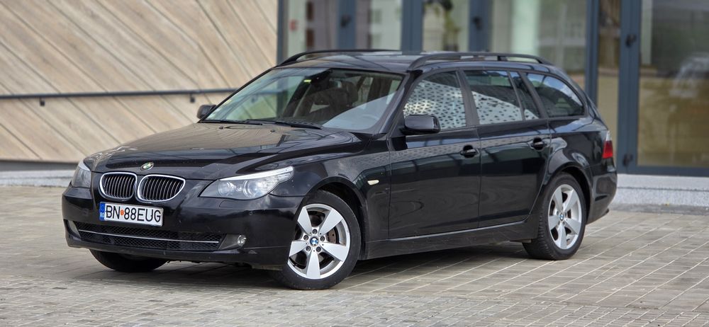 BMW 530 E61 Facelift Full Full 4x4 X Drive trapa Panoramic ventilației  head up display navigație mare cârlig electric suport pahare