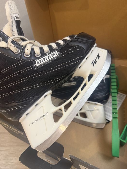 Продам коньки 25 000