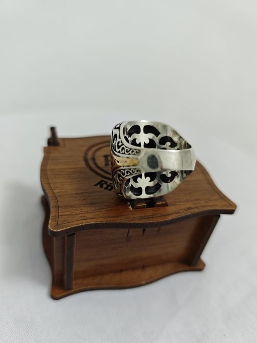 Продам Серебро к