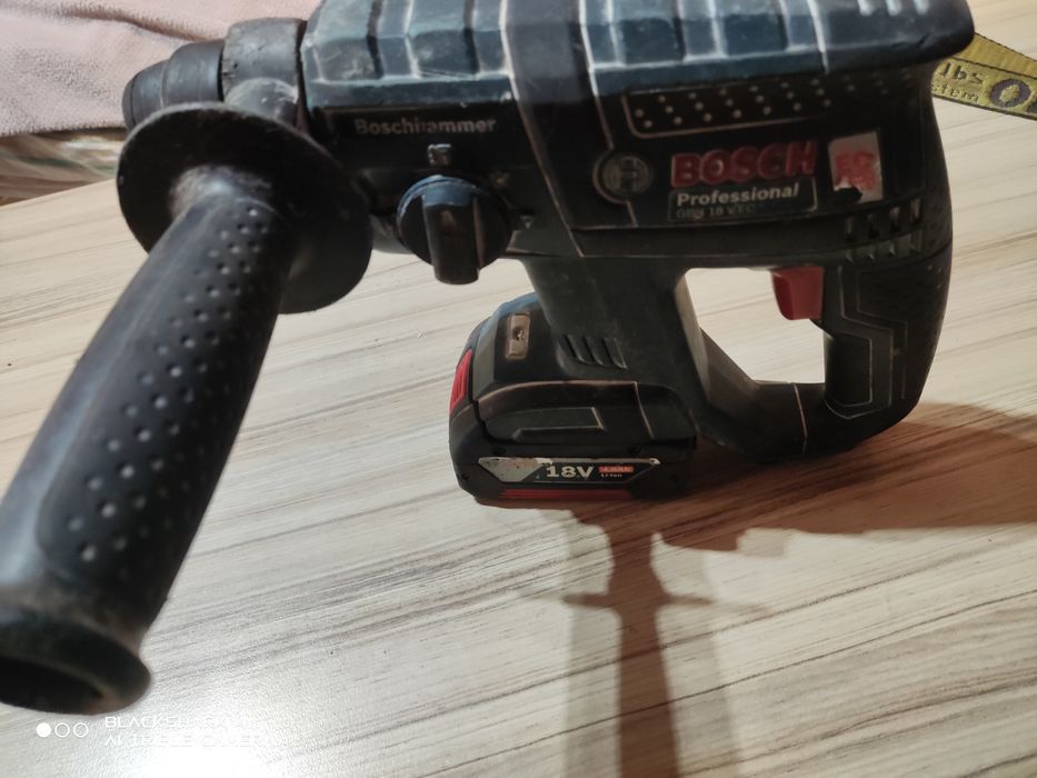 Bosch professiona 18v перфоратор