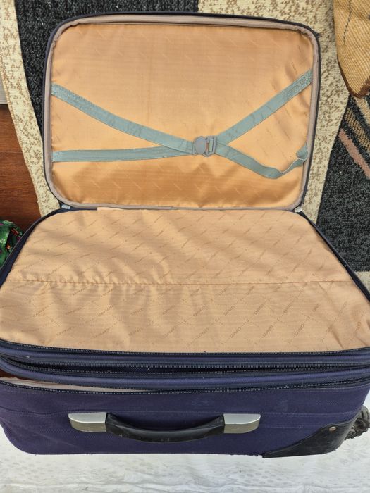 Чемодан,сумка дорожный