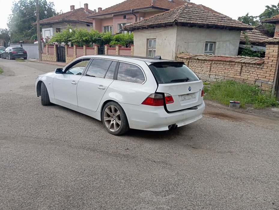 Продавам BMW E61 2.5 177 Автомат на Части