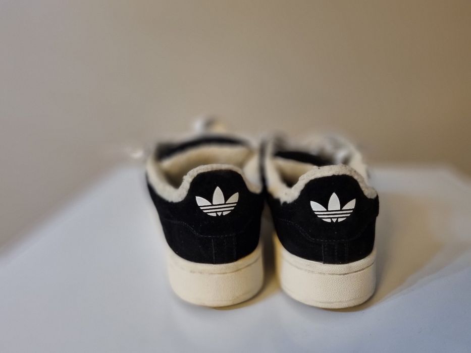 Кроссовки ( 40 )