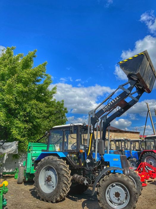 Продам навесной погрузчик  в Уральске