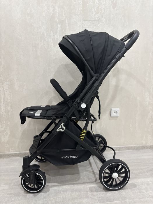 Детская Коляска почти новая каляска