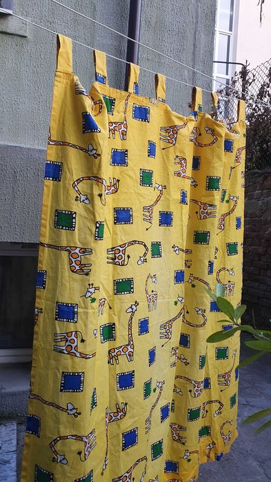 Завеси за детска стая / Декоративна завеса