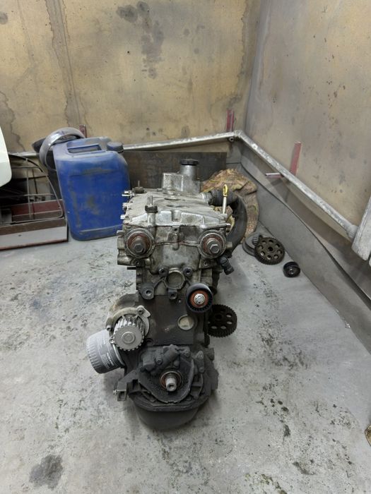 Продам двигатель 126 не гнет