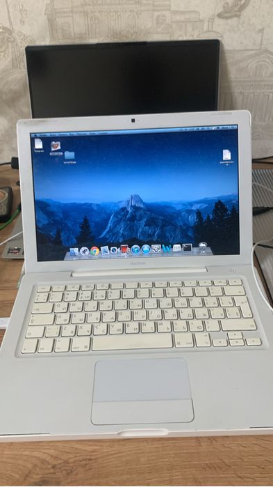 Продам macbook late 2007 г