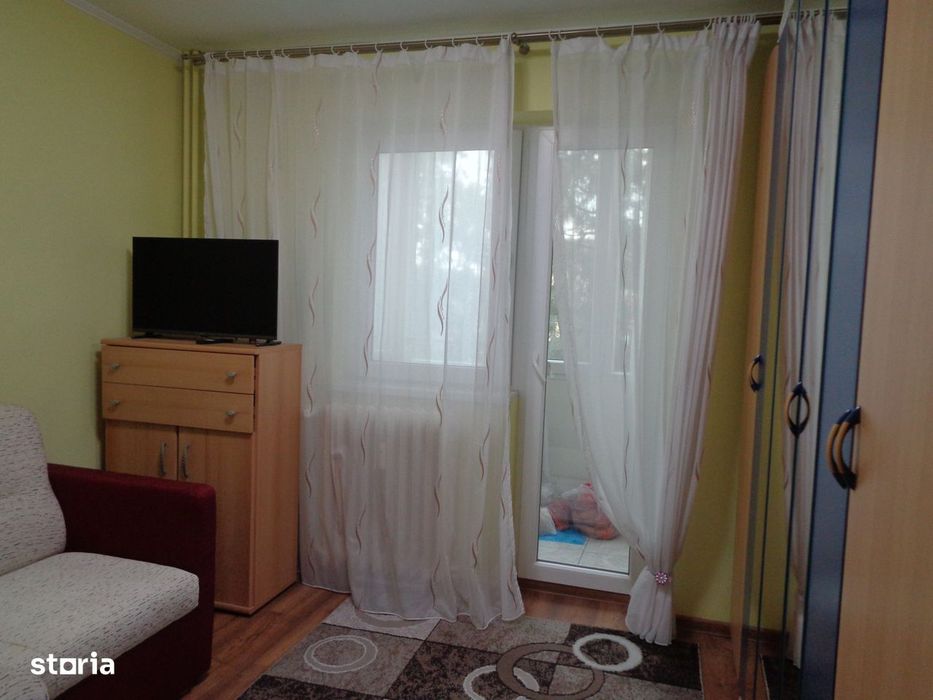Apartament 2 camere decomandat 60 mp etaj 2 Podgoria la cheie