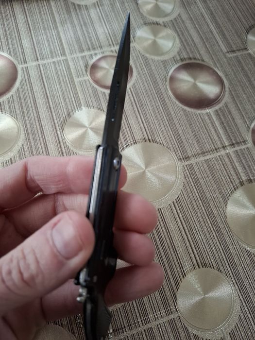 Джобна сгъваема ножка с интересна форма