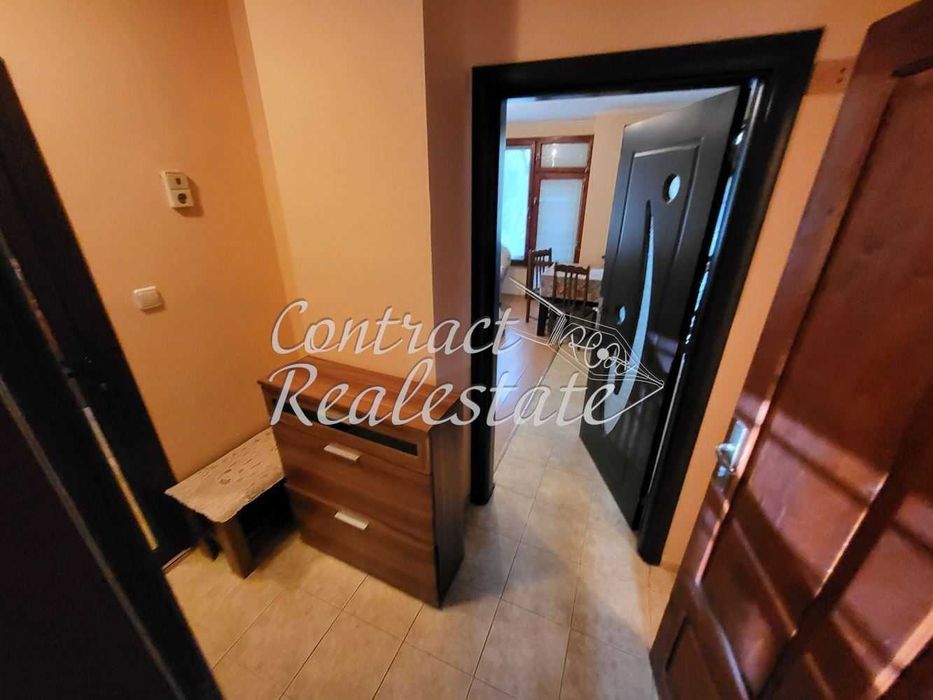 Дава се под наем Двустаен апартамент в Варна, Център - 60 кв.м за 392.7 € - Снимка #4