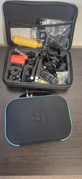 Camera actiune Xiaomi Yi 4K + Accesorii