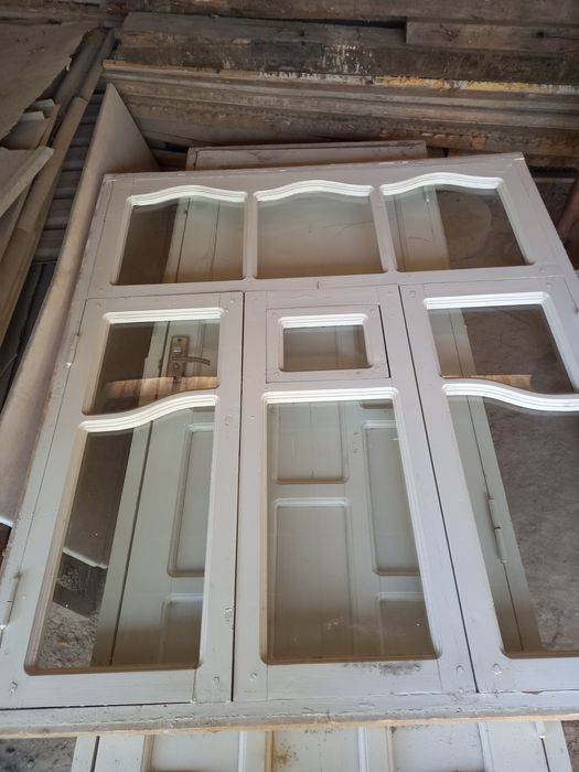 Эшик ром сотилади срочно