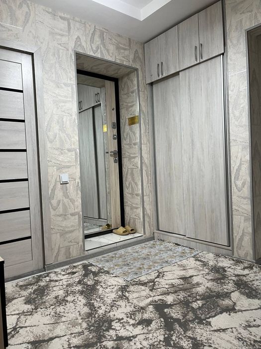 Продаётся 3 комнатная квартира Троицк 53000$ Ипотека можно