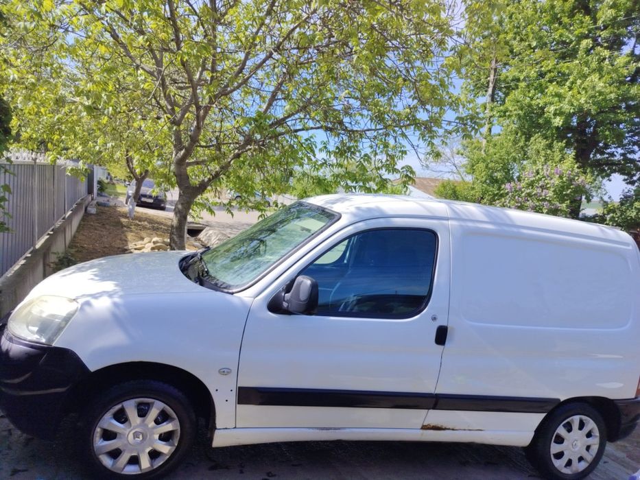 Vând peugeot partner 2007