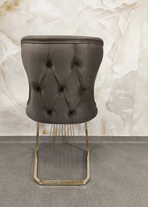 Masă+6 scaune incluse