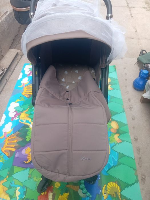 Продам коляску Kidillo