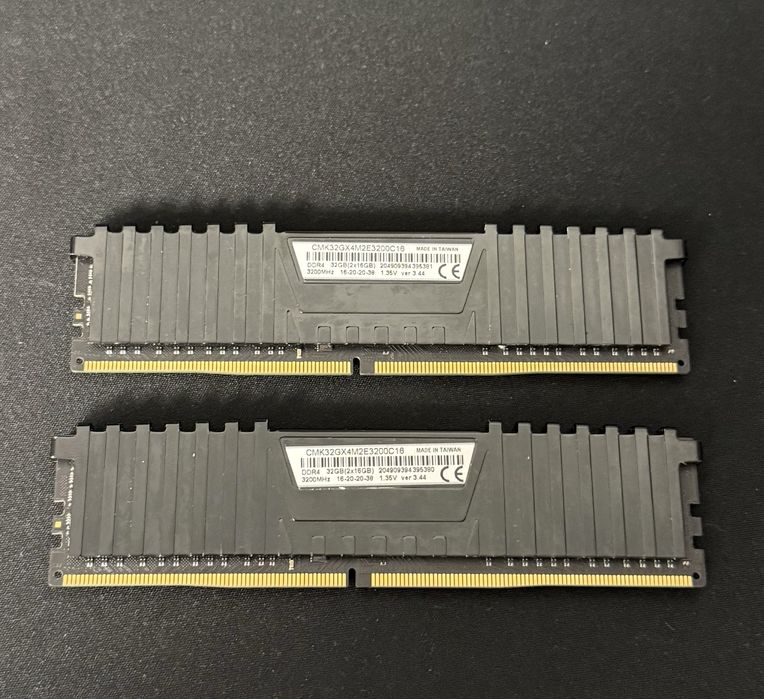 Ram ddr4 Corsair vengeance 16/32GB 3200Mhz