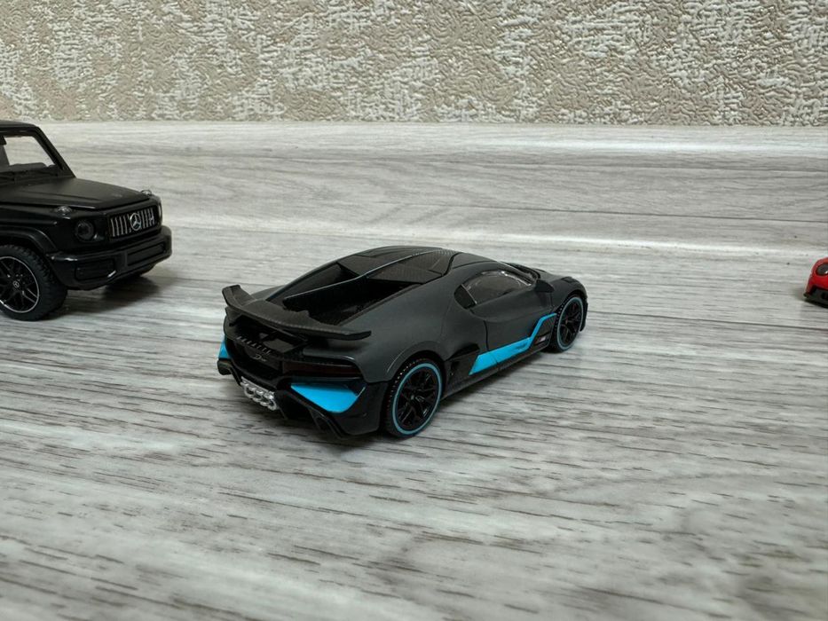 Машинки hotwheels, matchbox