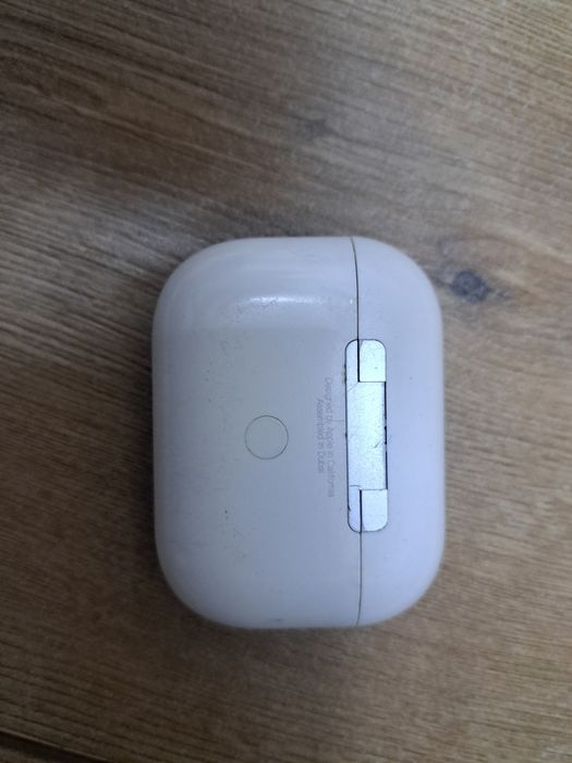 AirPods Pro 2.  кейс