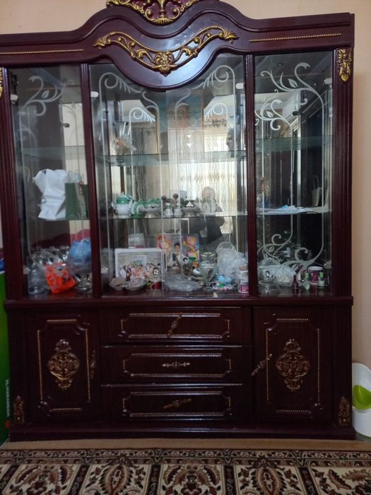 Щкаф и подставка