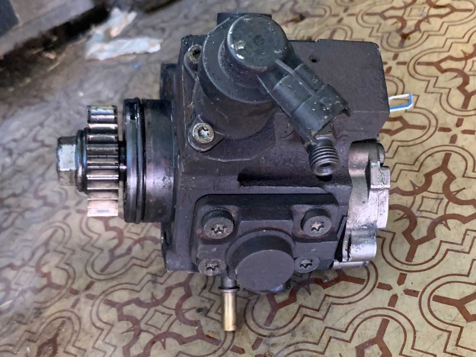 ГНП Bosch за Opel Vivaro Renault Trafic Primastar 2.0DCI 114к.с.