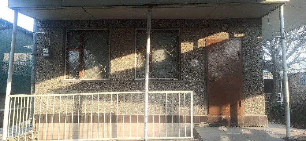 Участок 6 сотих сотилади