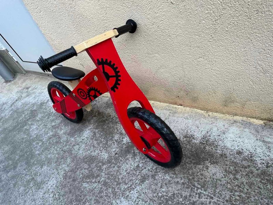 Дървен велосипед Moni балансиращ 5017 червен