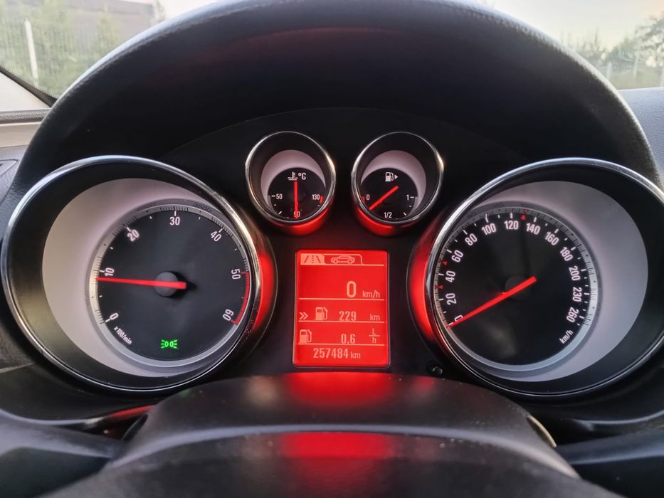 Opel Insignia 2012