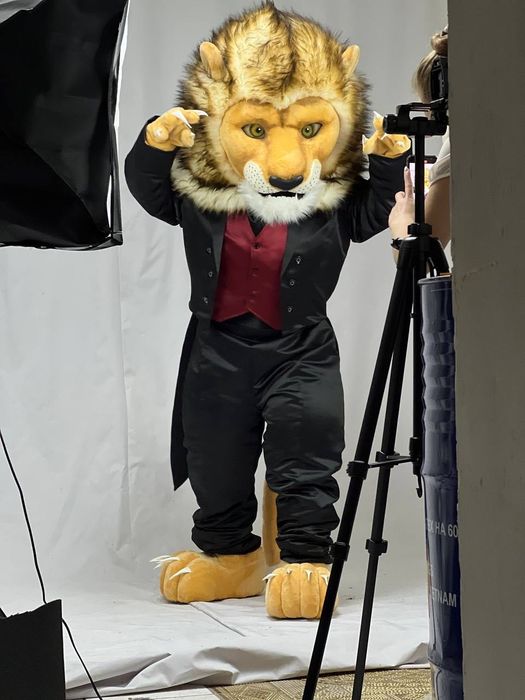 Ростовой кукла ЛЕВ