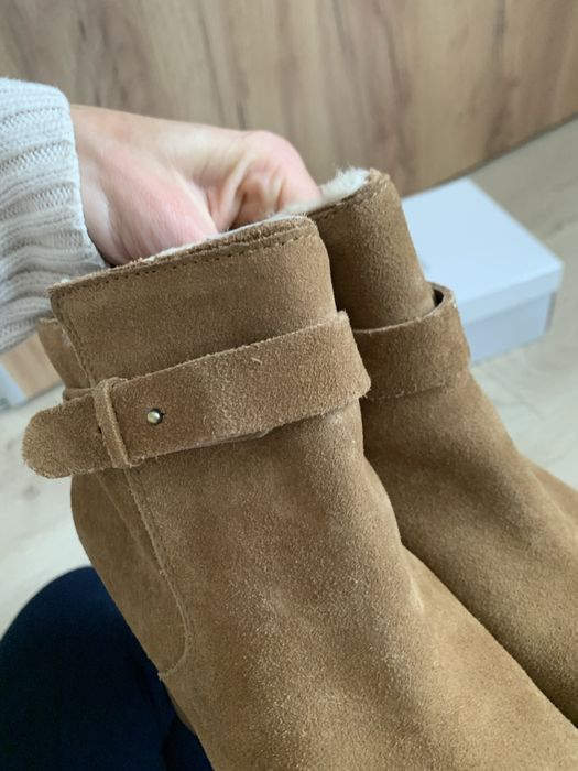 Botine Ugg marime 38-39