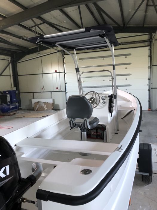 Barca noua ,ambarcatiune clasa C