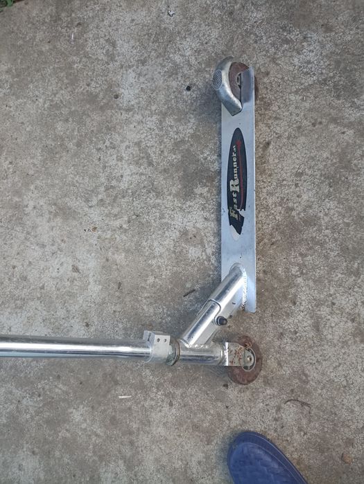 Trotineta aluminiu pentru copii