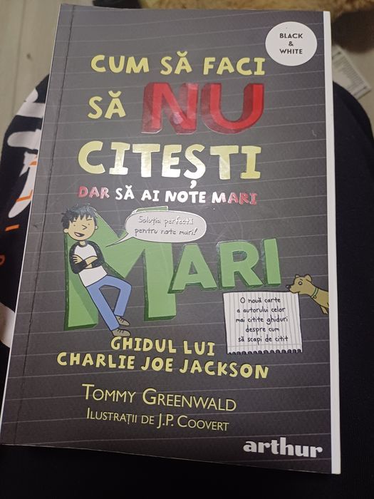 Carte de citit  "cum sa faci sa nu citești dar sa ai note mari"