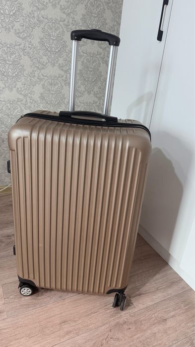 Продам огромный чемодан