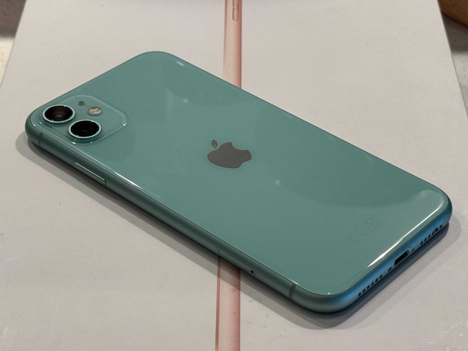 iPhone 11 64GB Green - Отличен, Нова Батерия 100% Капацитет.