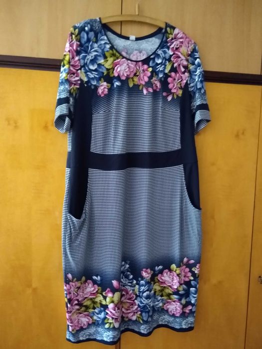 Нарядные платья большого размера