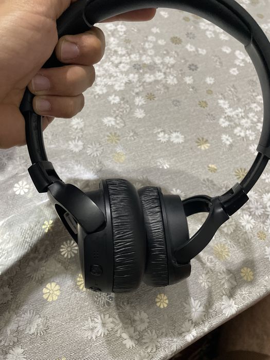 JBL огригал навушник туне 670 нс