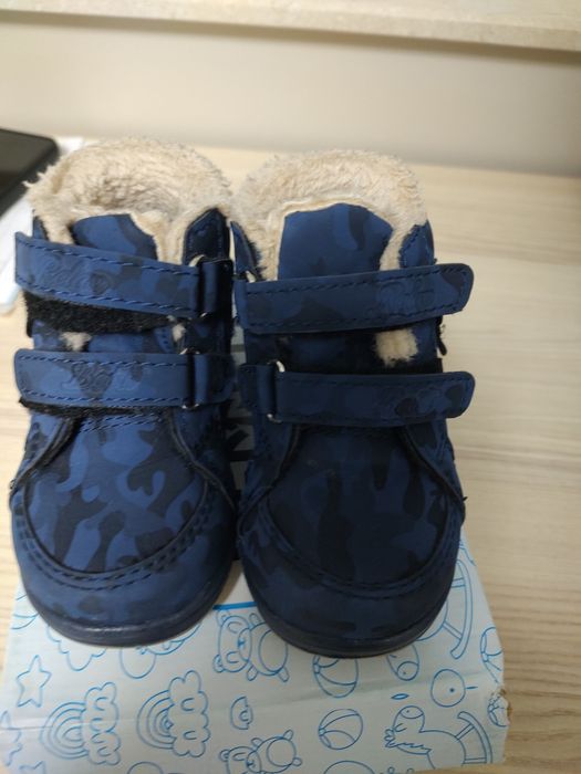 Топли обувки за момче