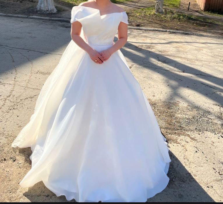 Продам, аренда свадебного платья