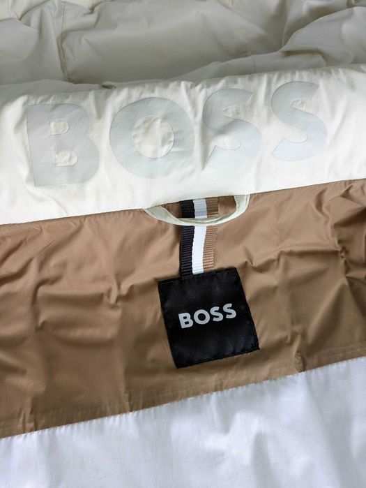 Мъжки елек BOSS Cashton с качулка