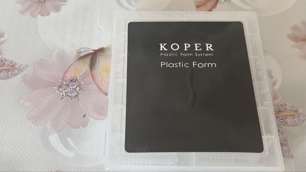 Продам формы для наращивания ногтей новые и б/у