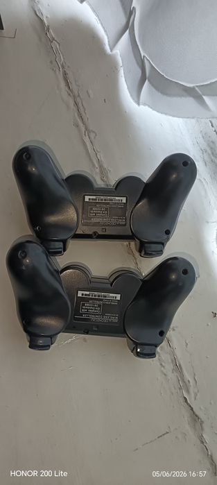 PlayStation 3 Fat / 14 игр / 2 геймпада / Всё кабели Стоит Охлаждение