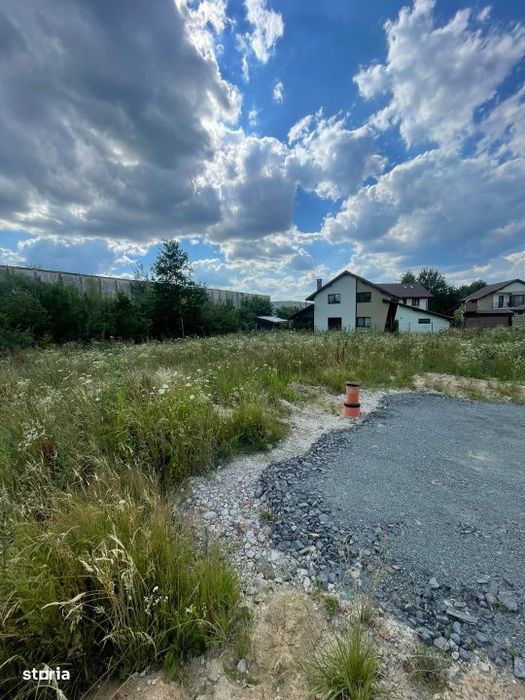 Teren intravilan, toate utilitatile, 9,25 ari, zona Drurelax