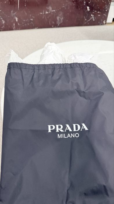Кроссовки prada новая
