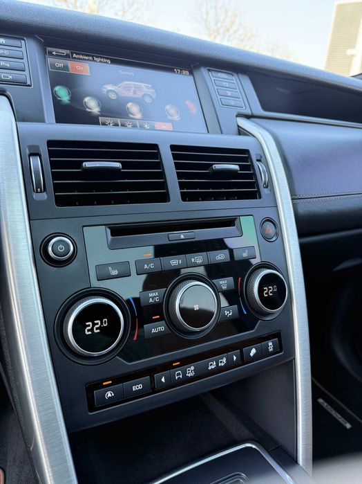 Land Rover Discovery Sport HSE Luxury