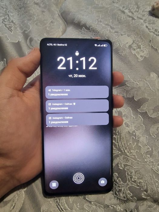 Продам Oppo Reno8 T 5G, Чехол в подарок