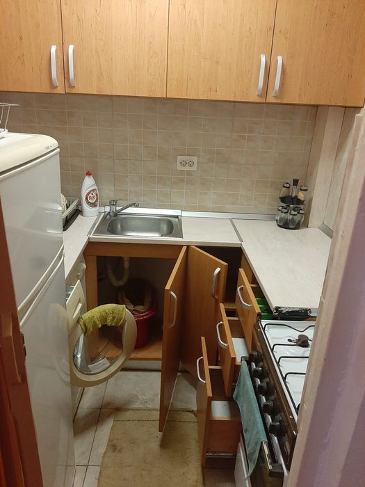 Apartement 2 camere de închiriat zona Intim