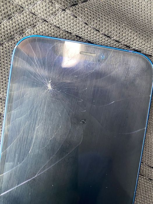 Iphone 12,64Gb,все работает